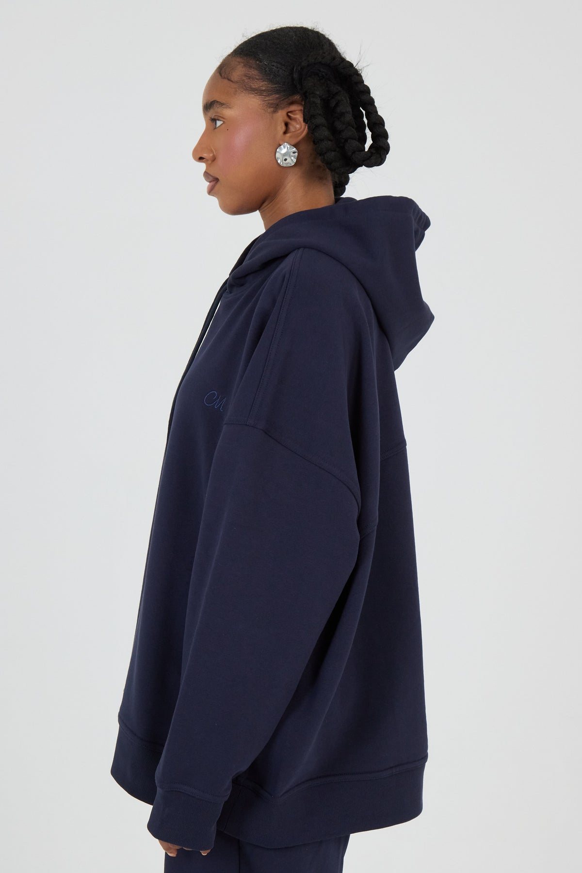 Le Hoodie Bleu Nuit