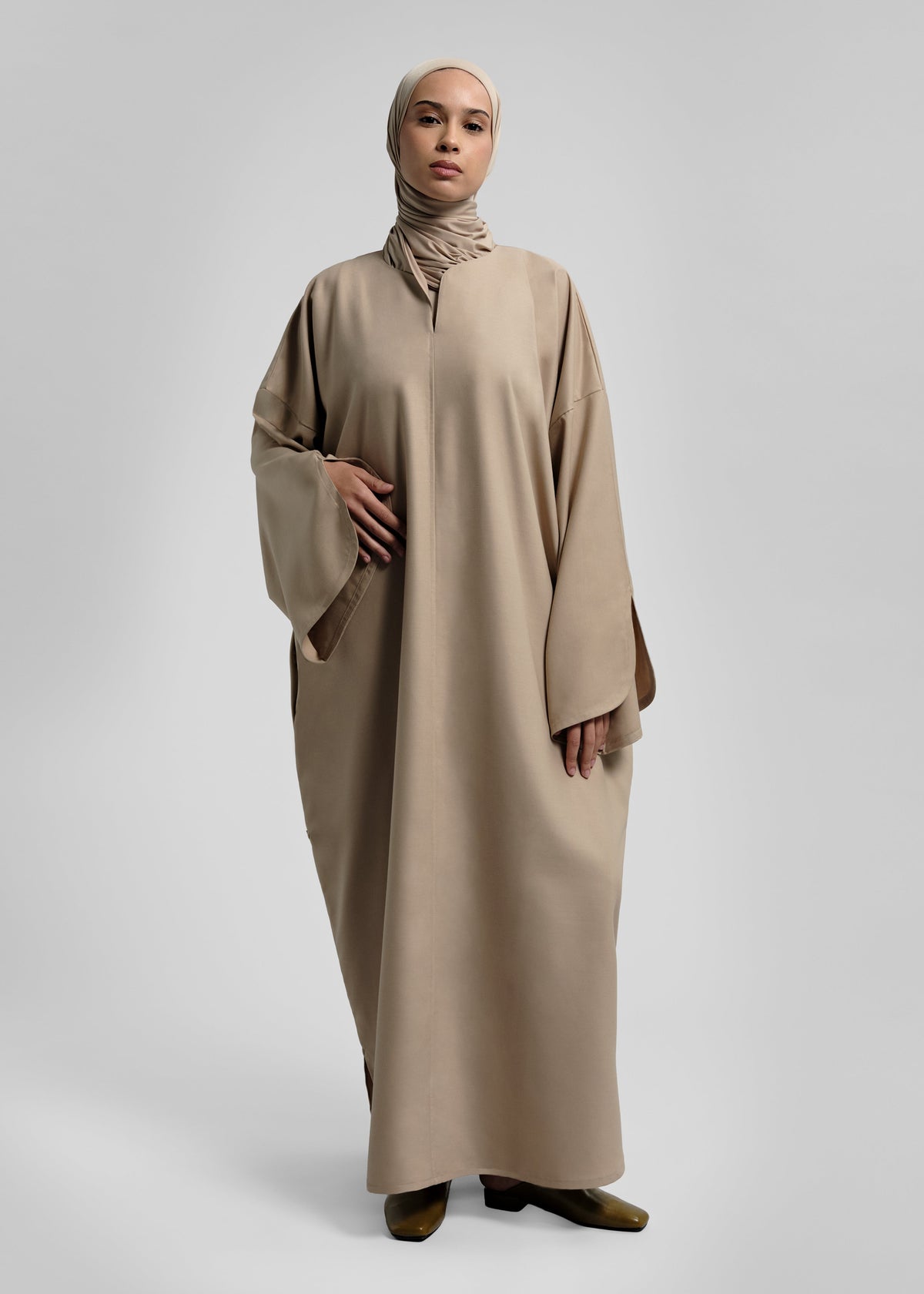 La Robe Qamys Beige