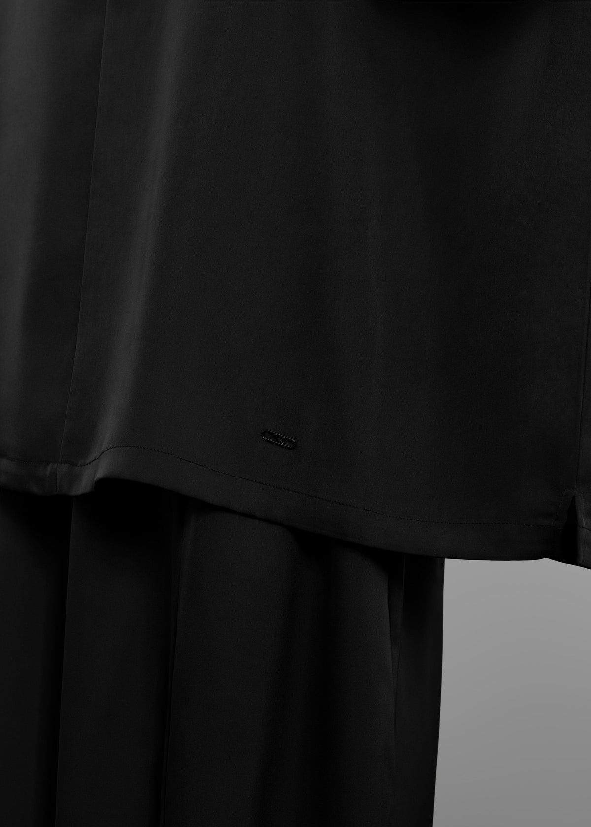 Le T-shirt Satin Noir